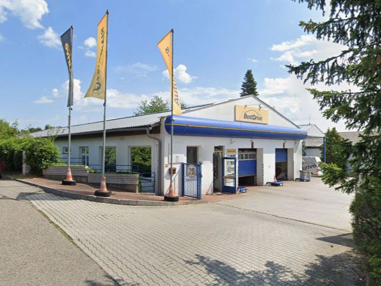 montážní středisko