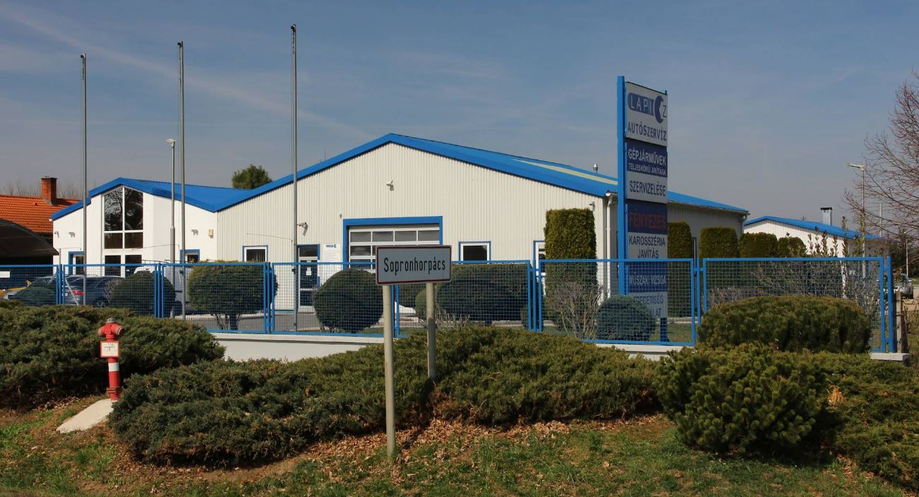 összeszerelő központ